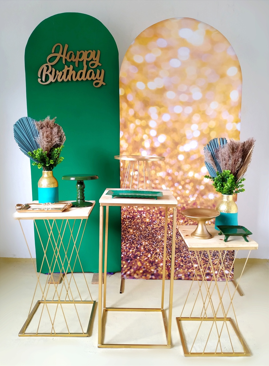 Verde E Dourado - Composição  - Beca Decorações