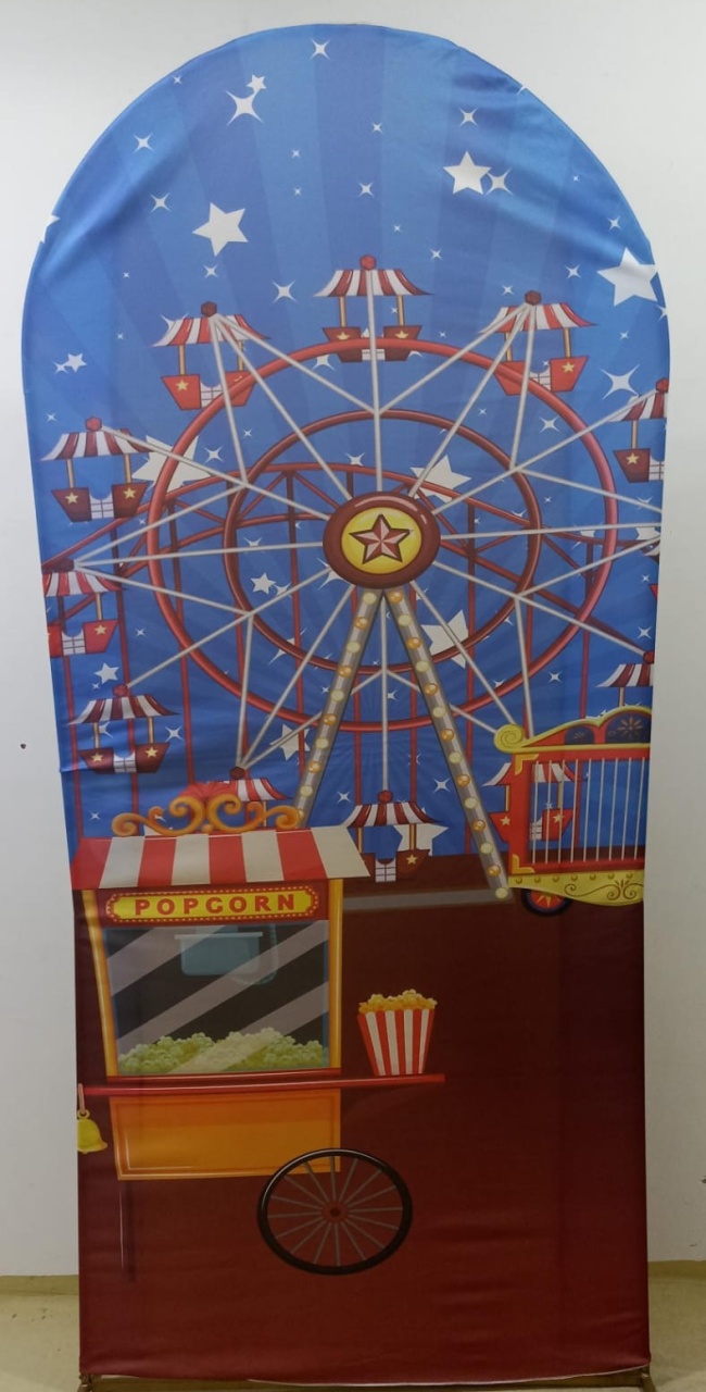 Painel Lateral Circo Menino (Locação) - Beca Decorações