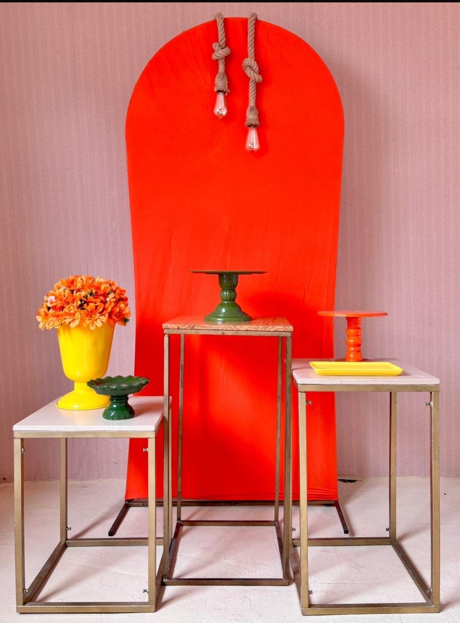 Laranja Romano - Mesas Cubos - Beca Decorações