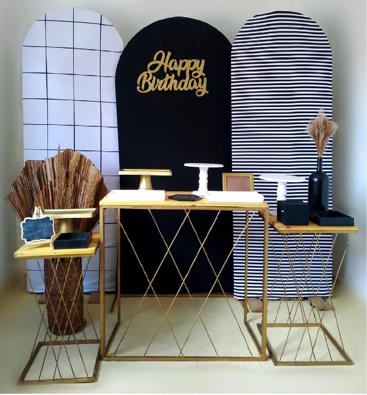 Preto E Branco - Composição  - Beca Decorações