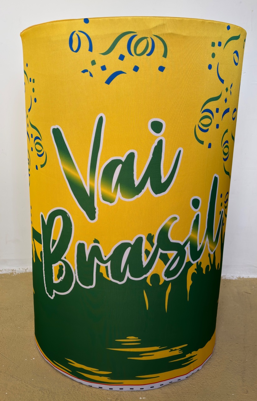 Capa de Cilindro Vai Brasil G (Locação) - Beca Decorações