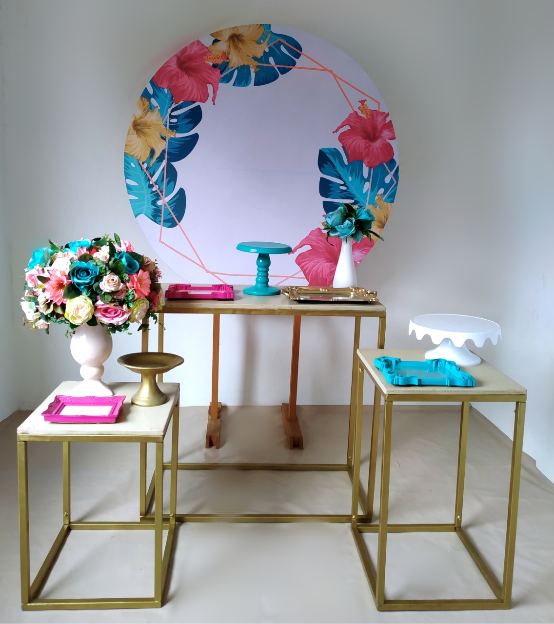 Floral Tiffany Com Mesinhas - Kit Prata - Beca Decorações