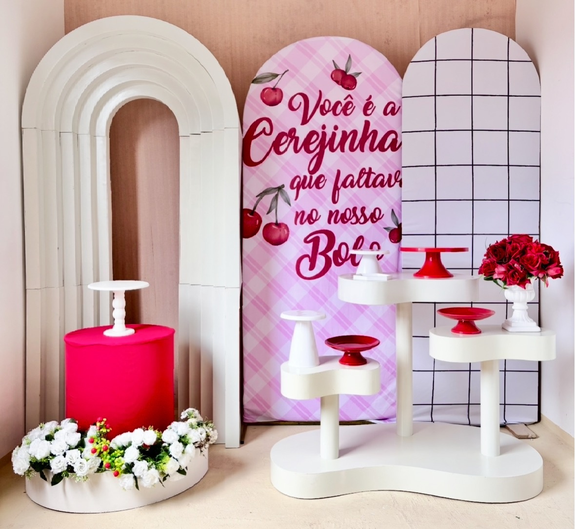 Cerejinha (Composição 1) - Beca Decorações