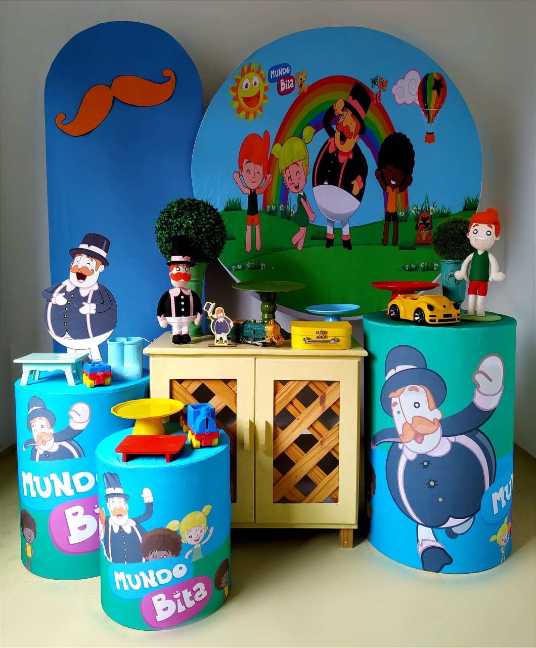 Mundo Bita - Kit Diamante 1 - Beca Decorações