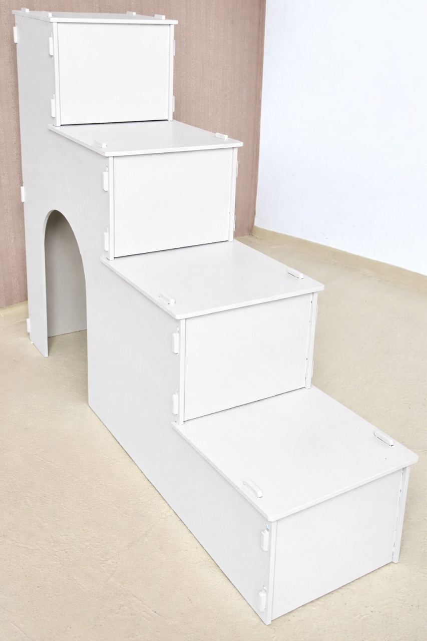 Escada Portal de Encaixe (Doces) (Locação) - Beca Decorações