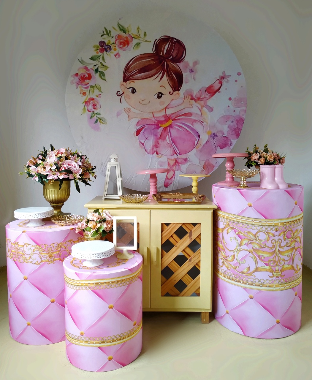 Bailarina  Com Capas Rosa (Kit Ouro)  - Beca Decorações