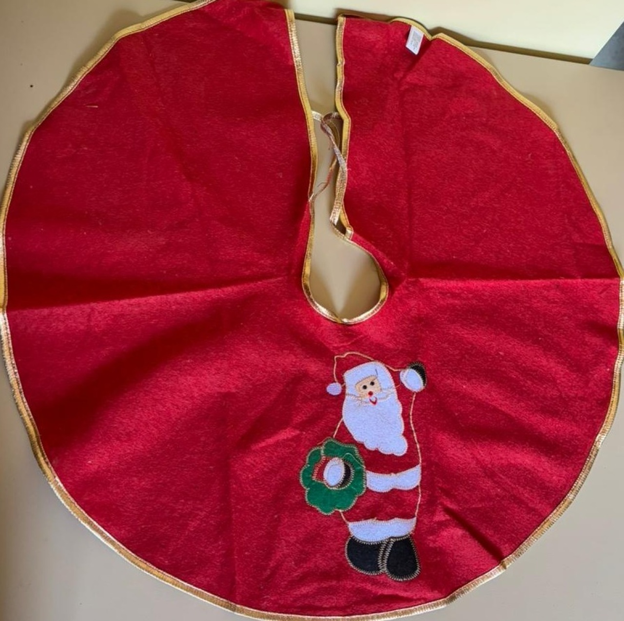 Saia Para Árvore de Natal (Locação) - Beca Decorações