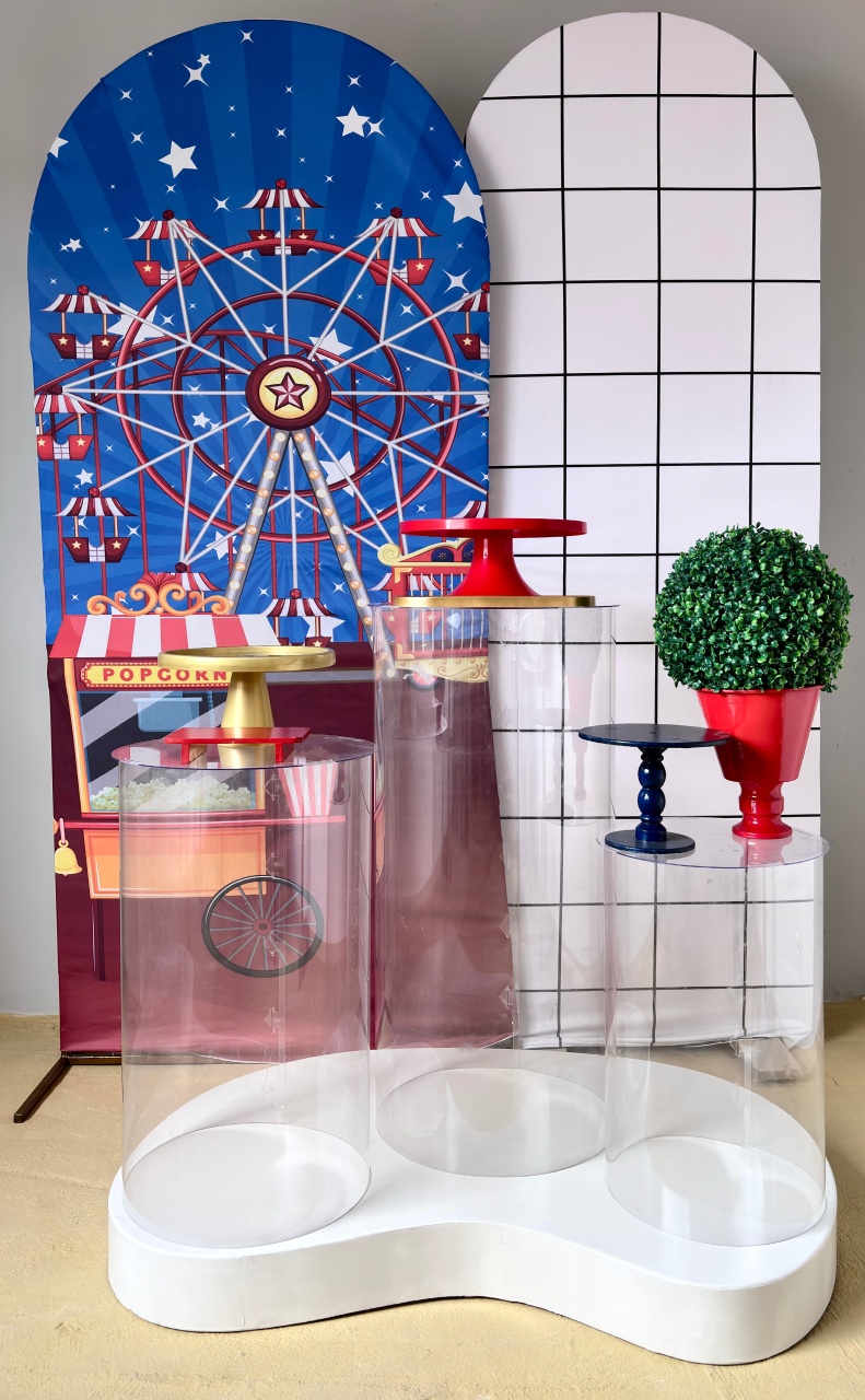 Circo ( Composição 2) - Beca Decorações