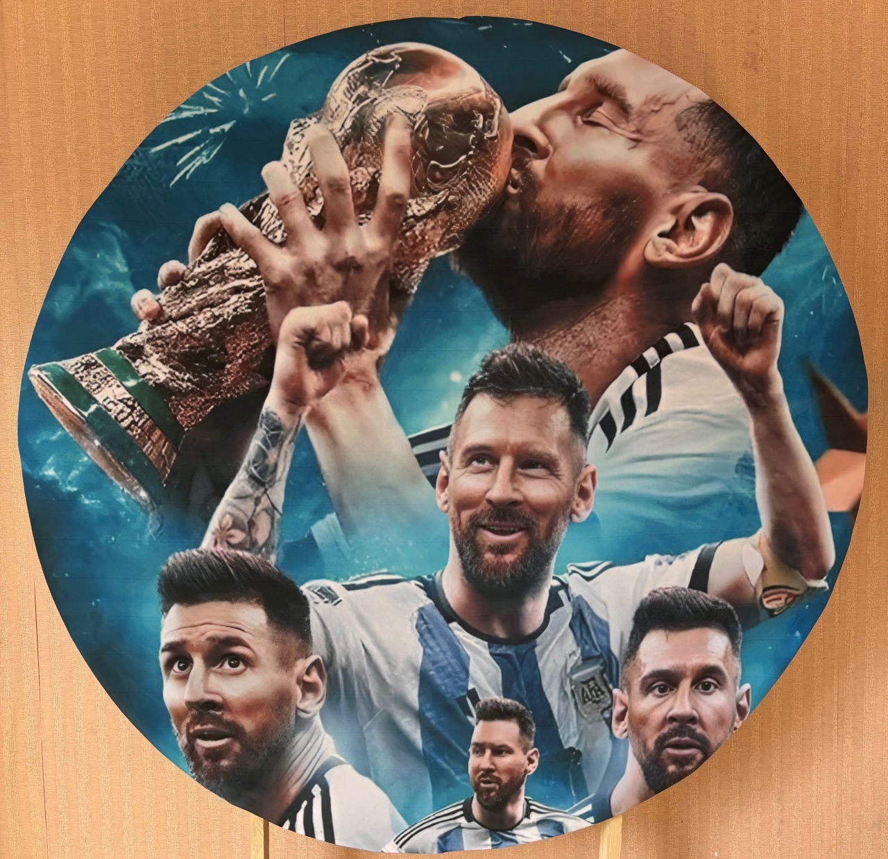 Painel Redondo Messi ( Locação) - Beca Decorações