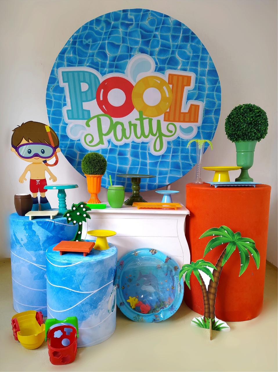 Pool Party - Kit Ouro - Beca Decorações