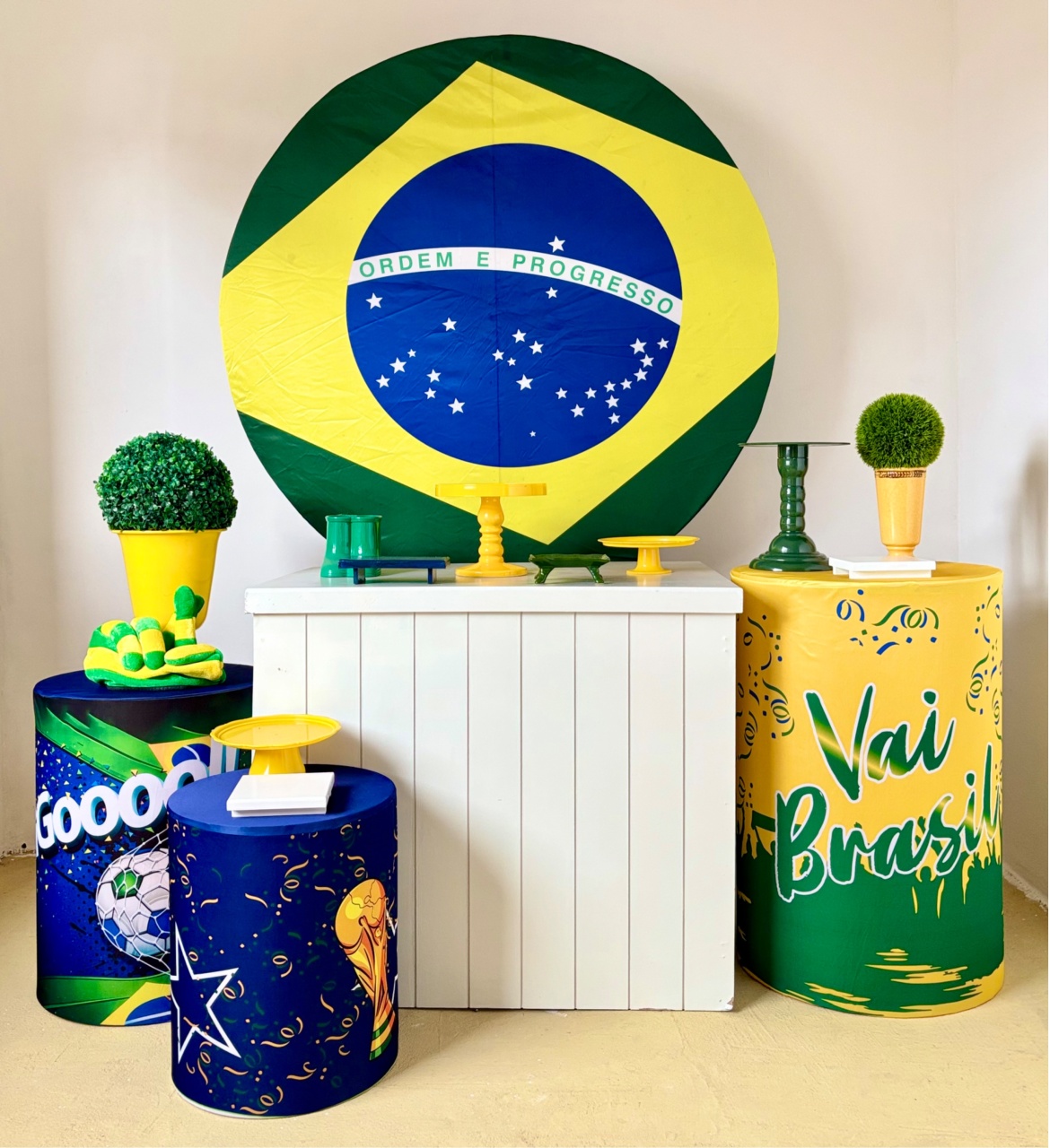 Copa - Brasil Bandeira (Kit Ouro) - Beca Decorações