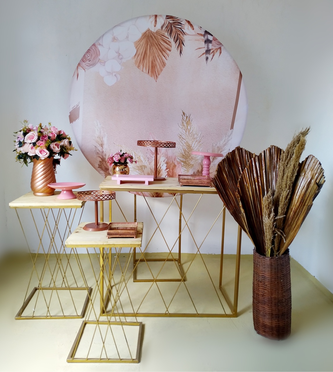 Boho (Kit Ouro Com Mesinhas) - Beca Decorações