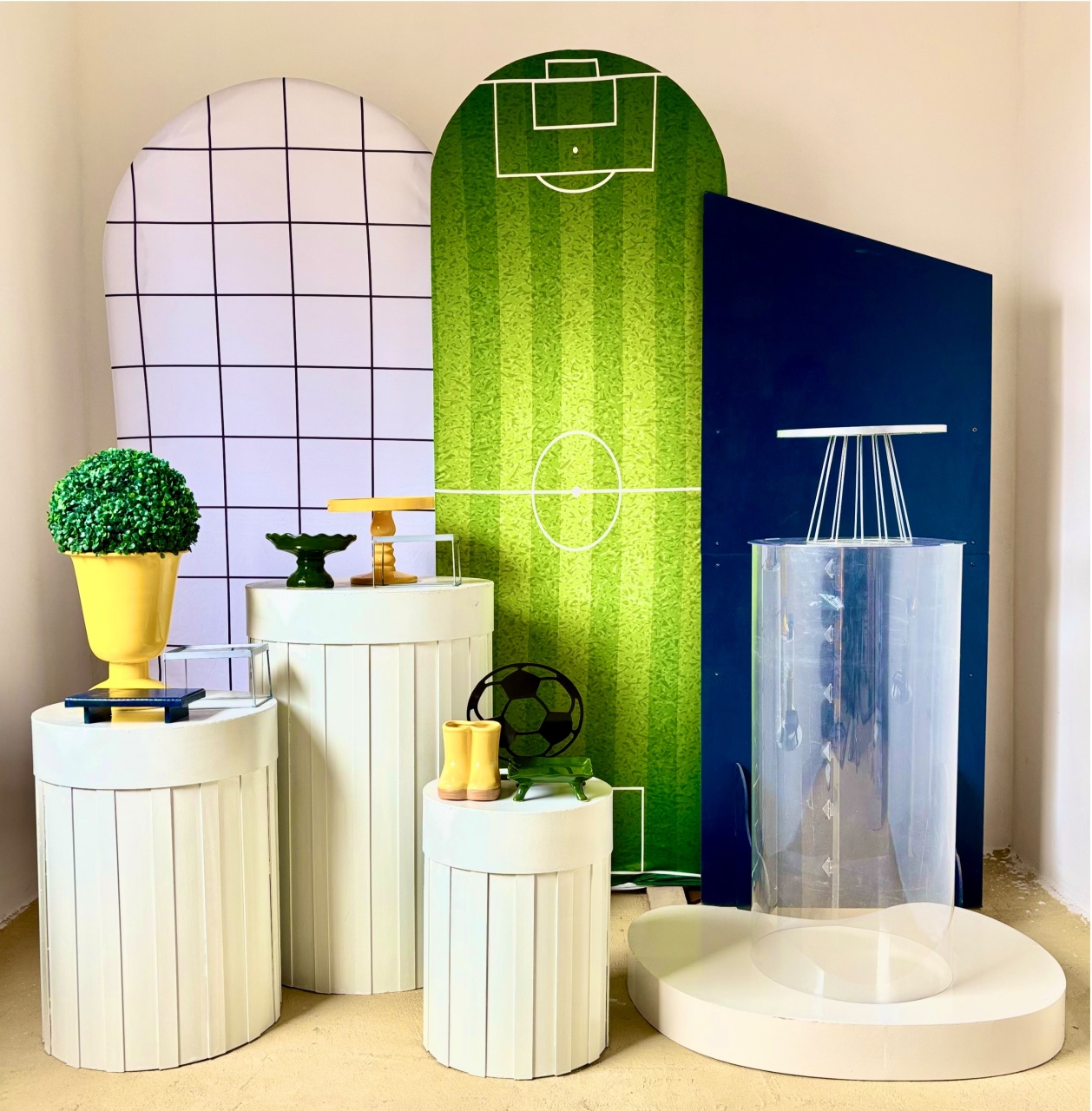 Copa Com Cilindros Ripados (Composição) - Beca Decorações