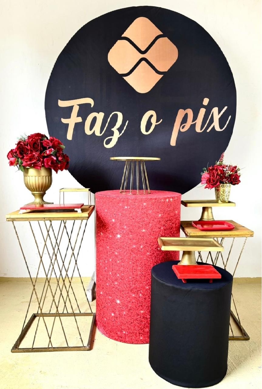 Faz O Pix Vermelho - Kit Ouro  - Beca Decorações