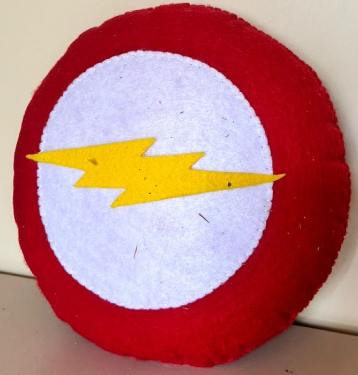 Símbolo Feltro Flash (Locação) - Beca Decorações