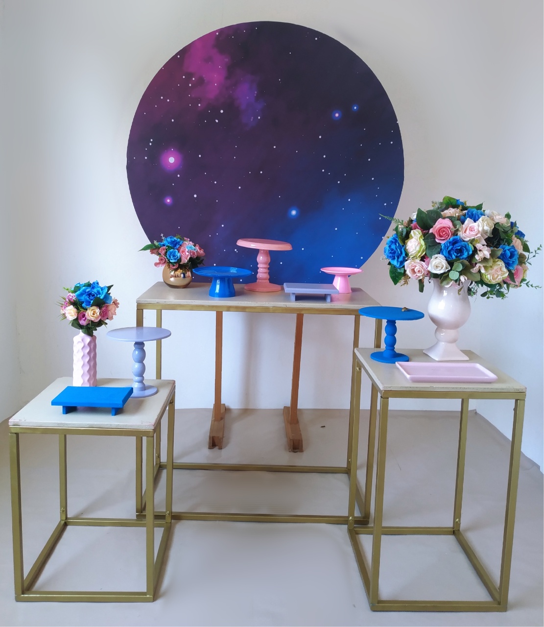 Galáxia Azul E Rosa Com Mesinhas - Kit Prata  - Beca Decorações