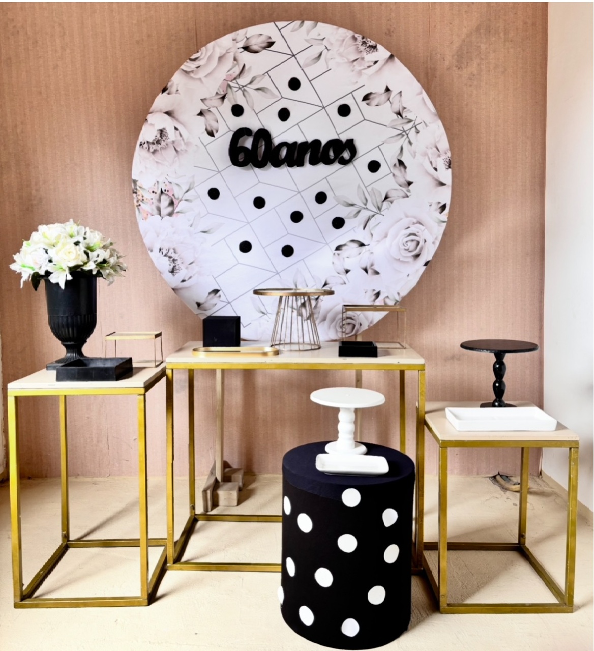 Anos 60 (Composição 2) - Beca Decorações