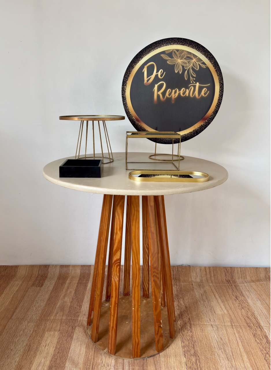 de Repente ( Kit Mesa) - Beca Decorações