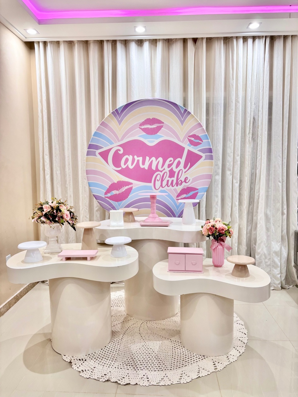 Carmed - Mesas Orgânicas   - Beca Decorações