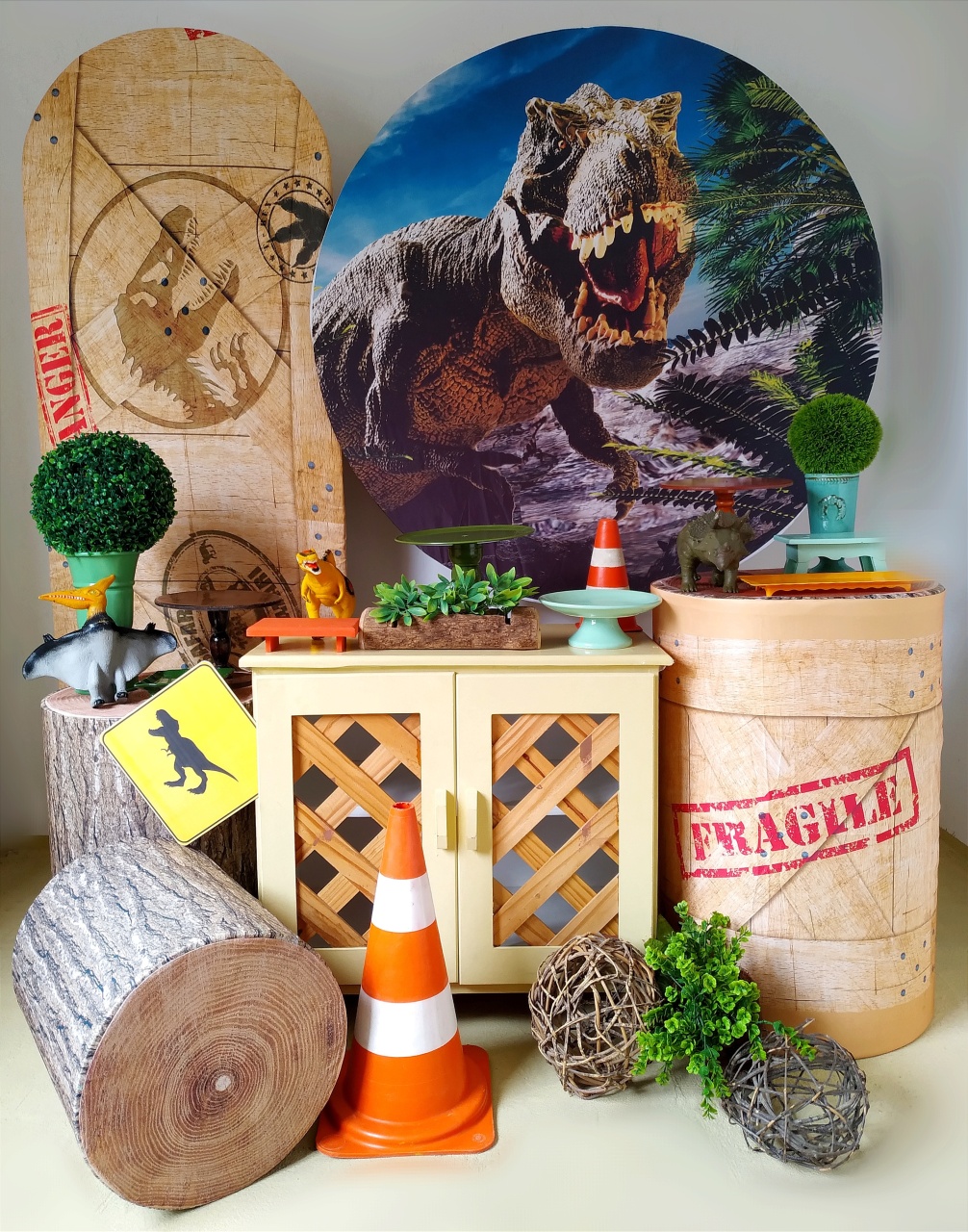 Dinossauro - Kit Diamante - Beca Decorações