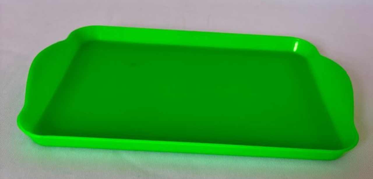 Bandeja Baixa Retangular Verde Neon (Locação) - Beca Decorações