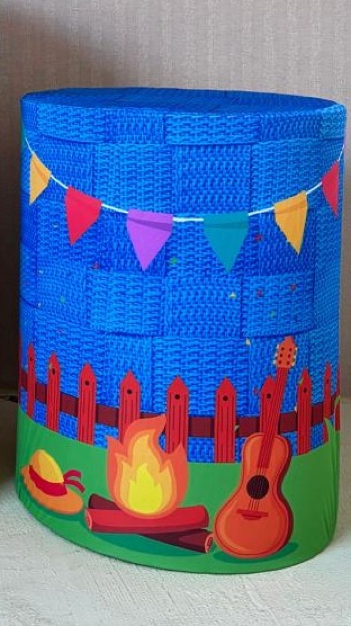 Capa de Cilindro Junino M (Locação) - Beca Decorações