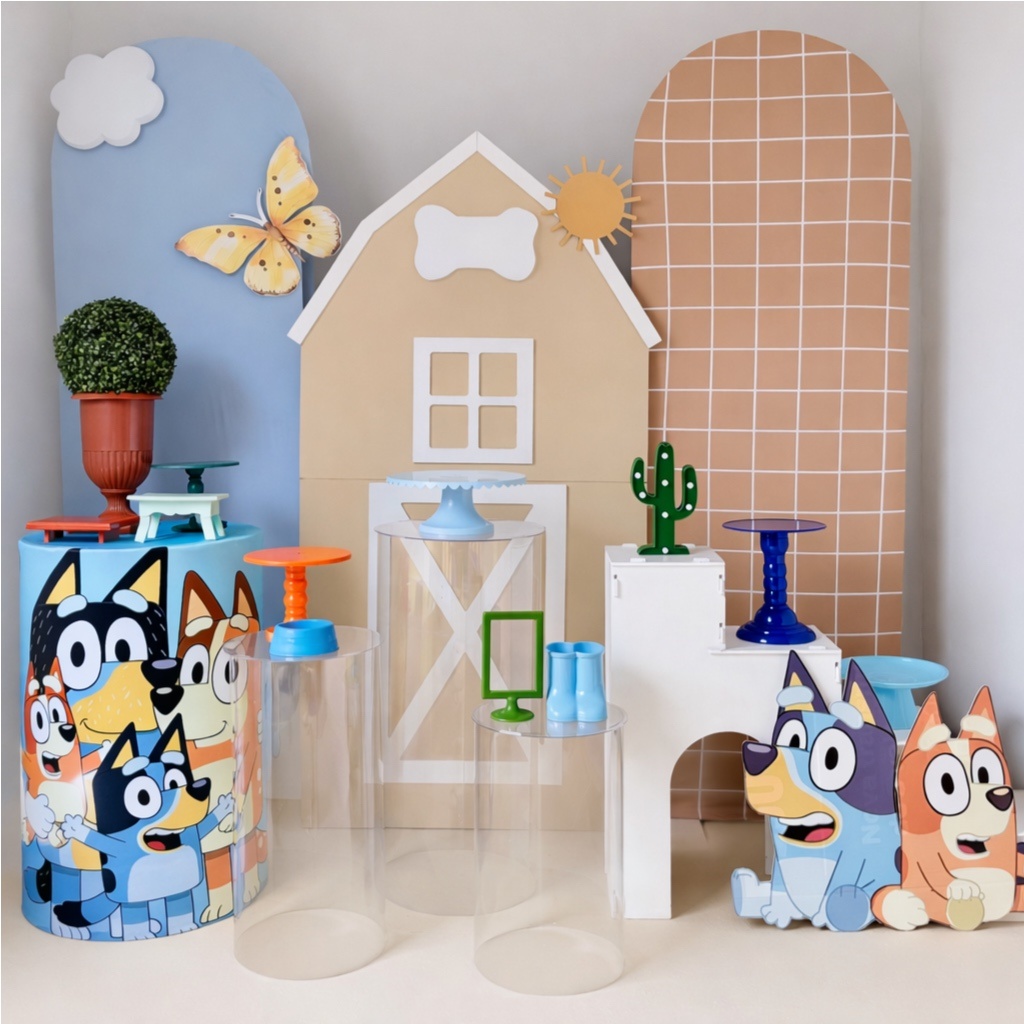 8. Bluey E Bingo  (Composição) - Beca Decorações