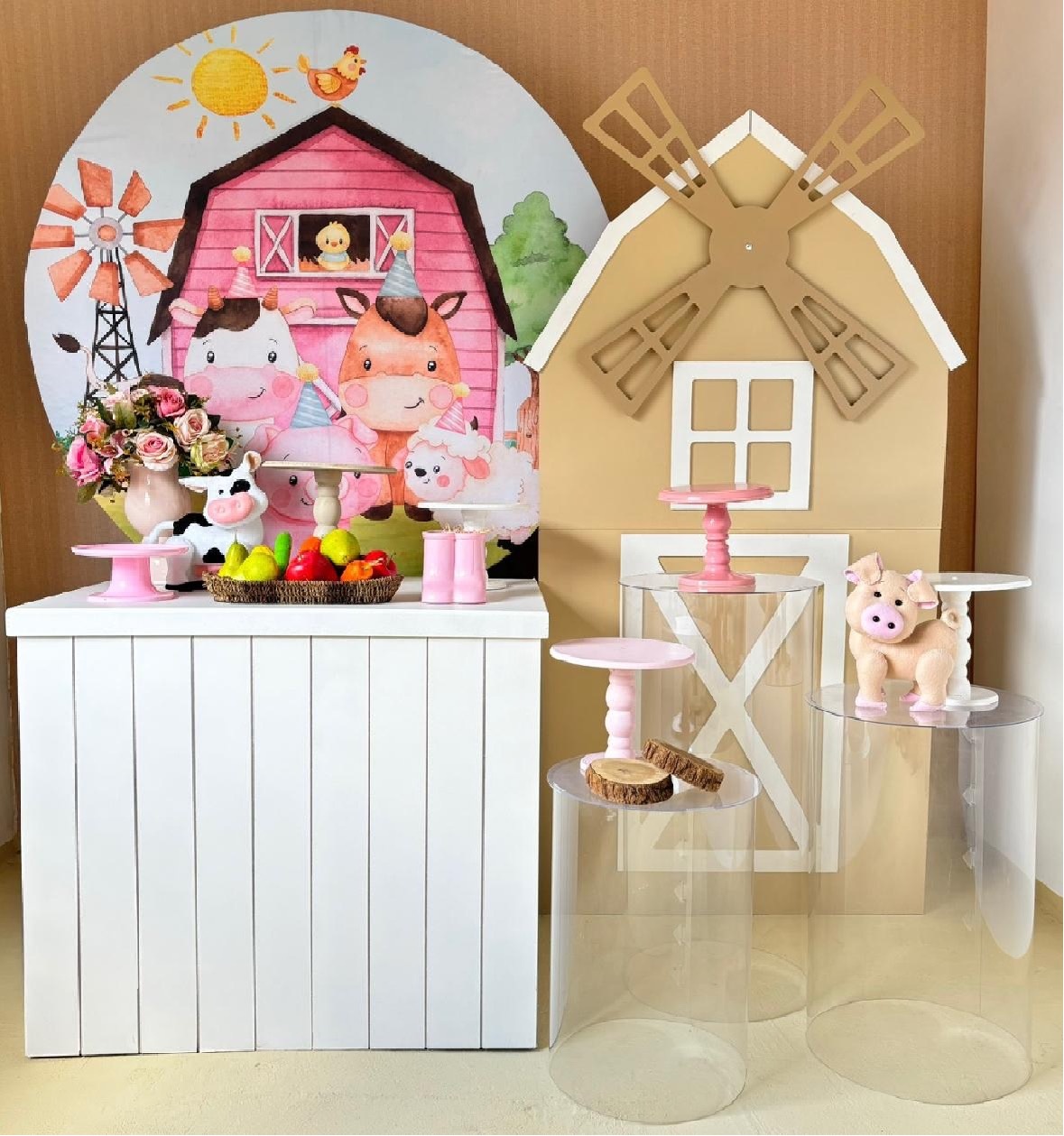Fazendinha Rosa ( Composição) - Beca Decorações