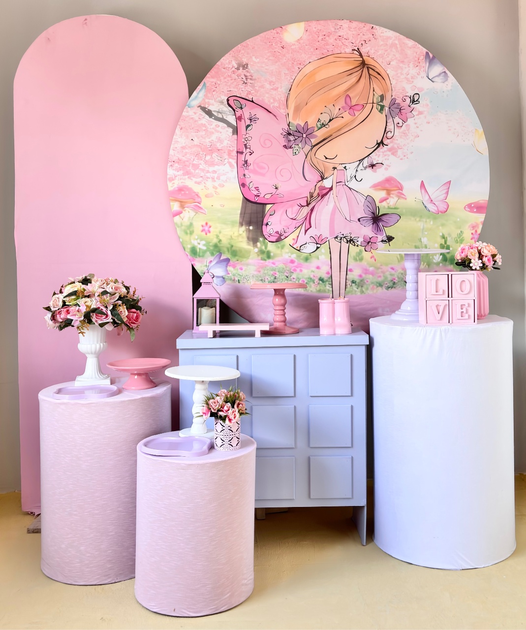 Boneca No Jardim Rosa (Kit Diamante) - Beca Decorações