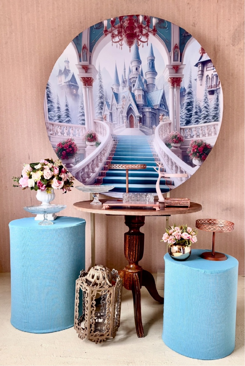 Castelo Azul (Composição) - Beca Decorações