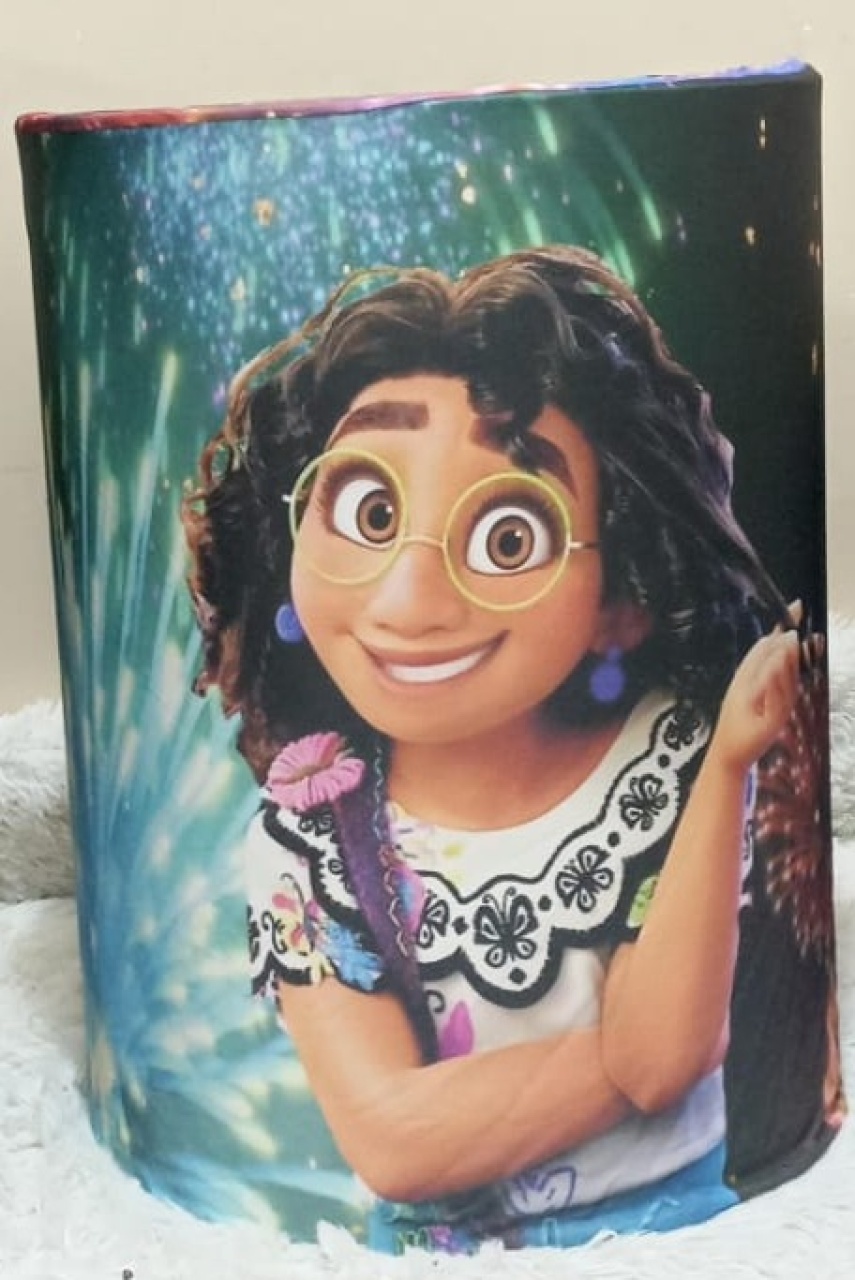 Capa de Cilindro Encanto M (Locação) - Beca Decorações