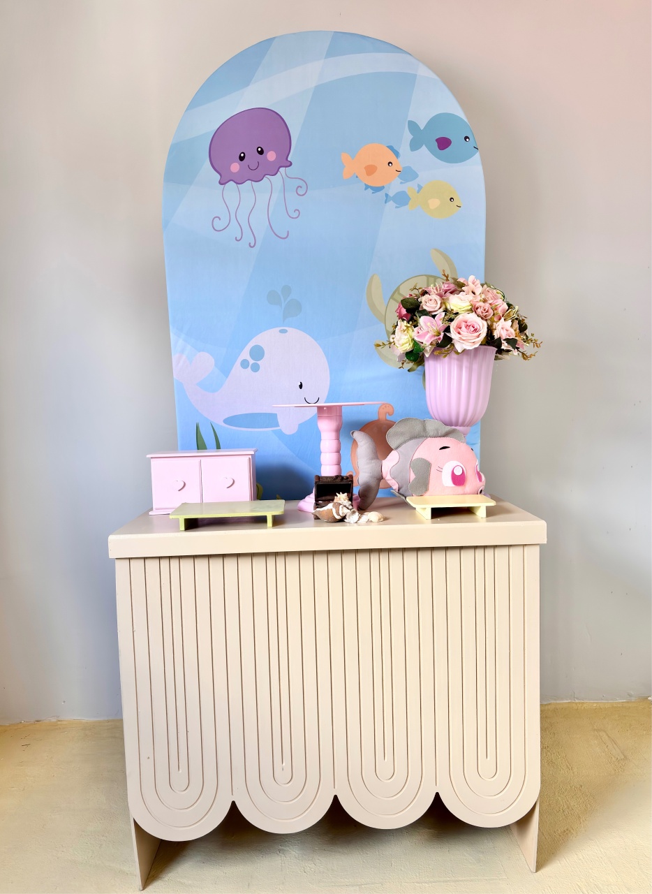 Fundo Do Mar Rosa Com Painel Romano   - Beca Decorações