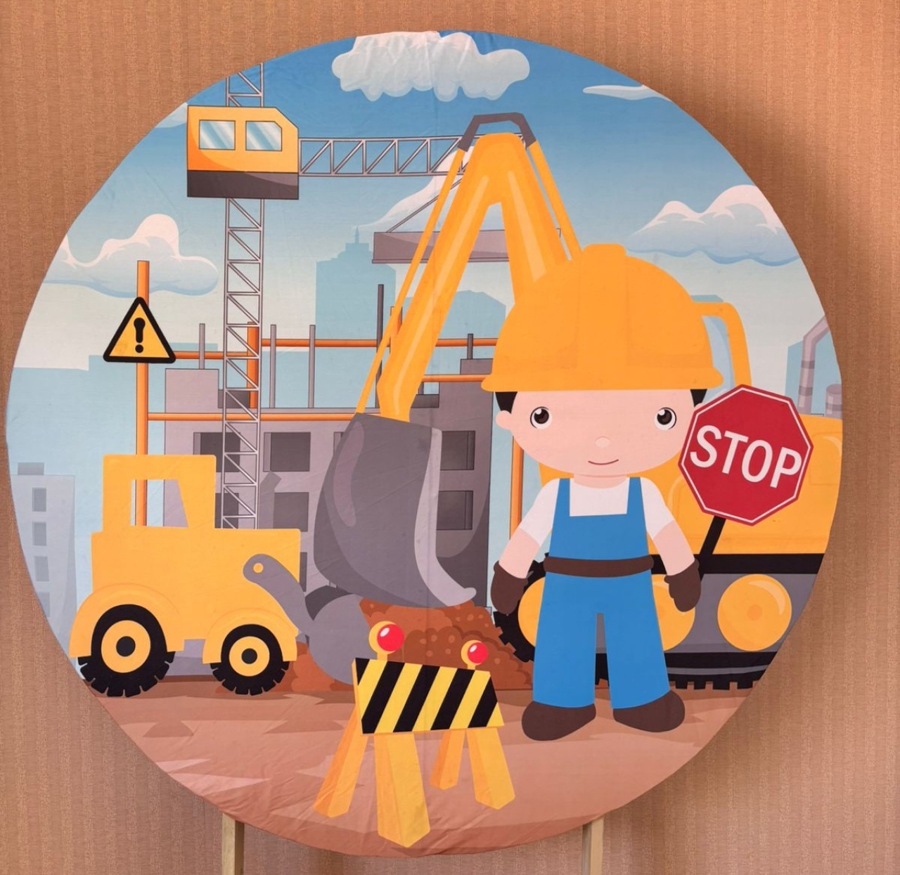 Painel Redondo Construção (Locação) - Beca Decorações