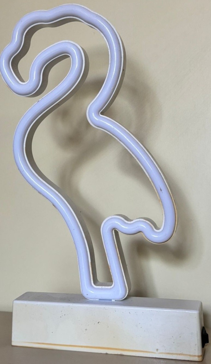 Luz Flamingo (Locação) - Beca Decorações