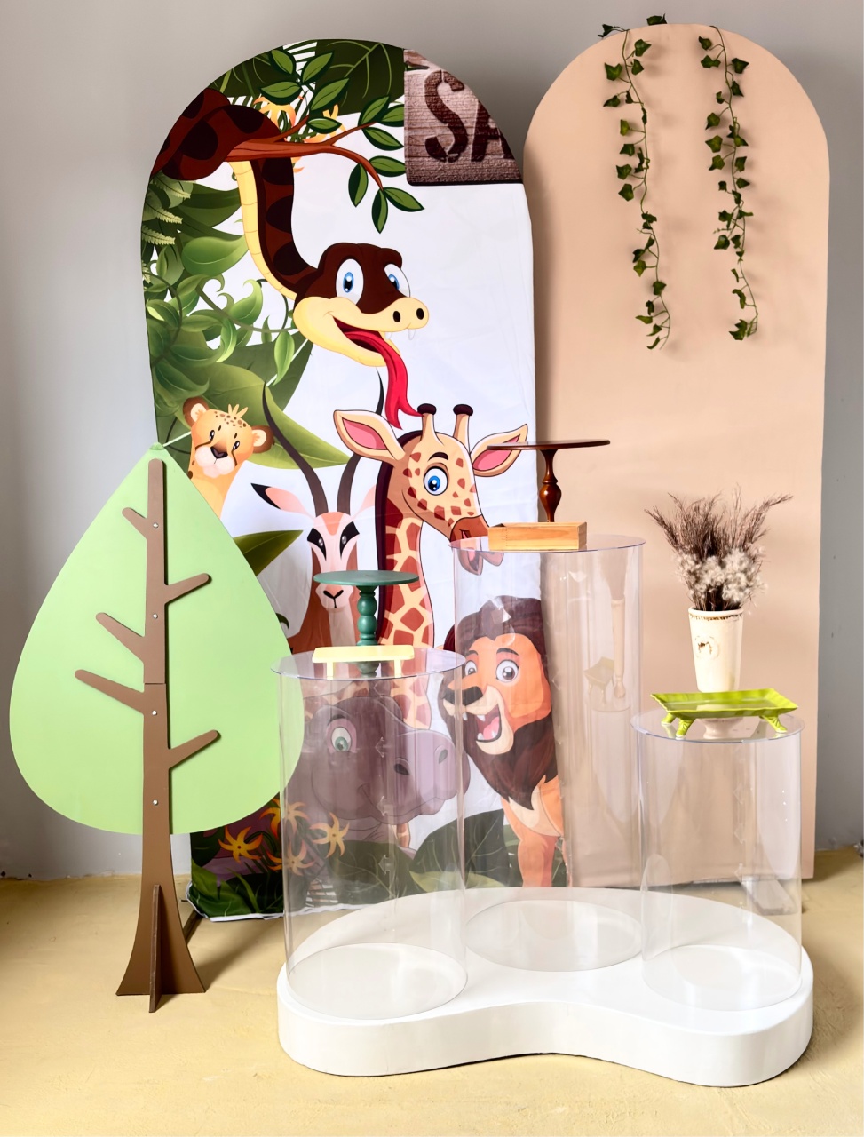 Safari ( Composição) - Beca Decorações