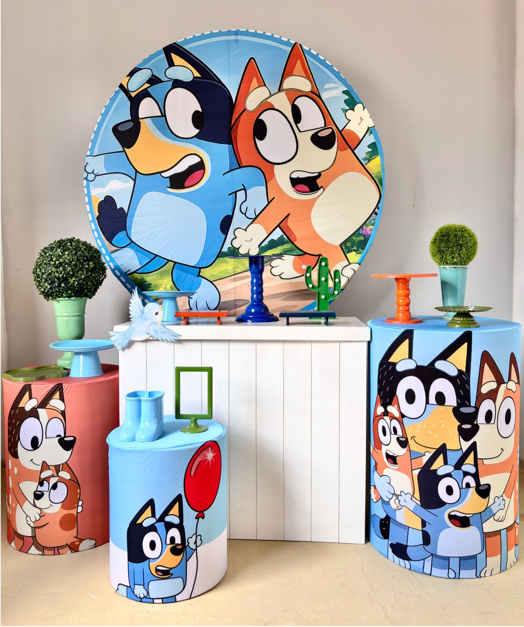 3. Bluey E Bingo (Kit Ouro) - Beca Decorações