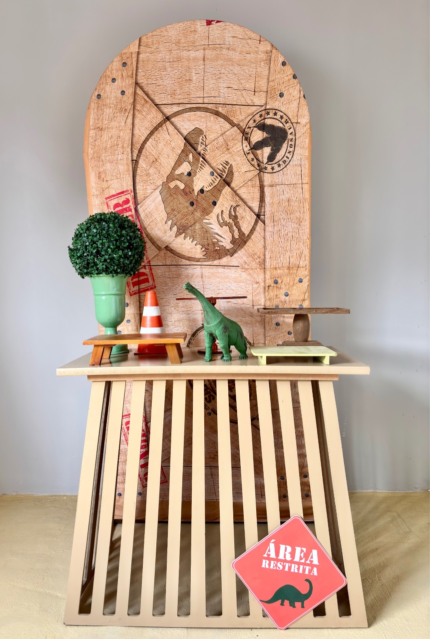 Dinossauro  - Beca Decorações