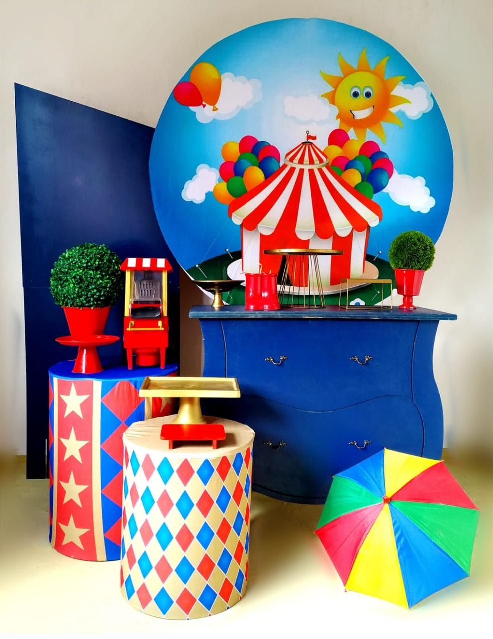 Circo (Composição) - Beca Decorações