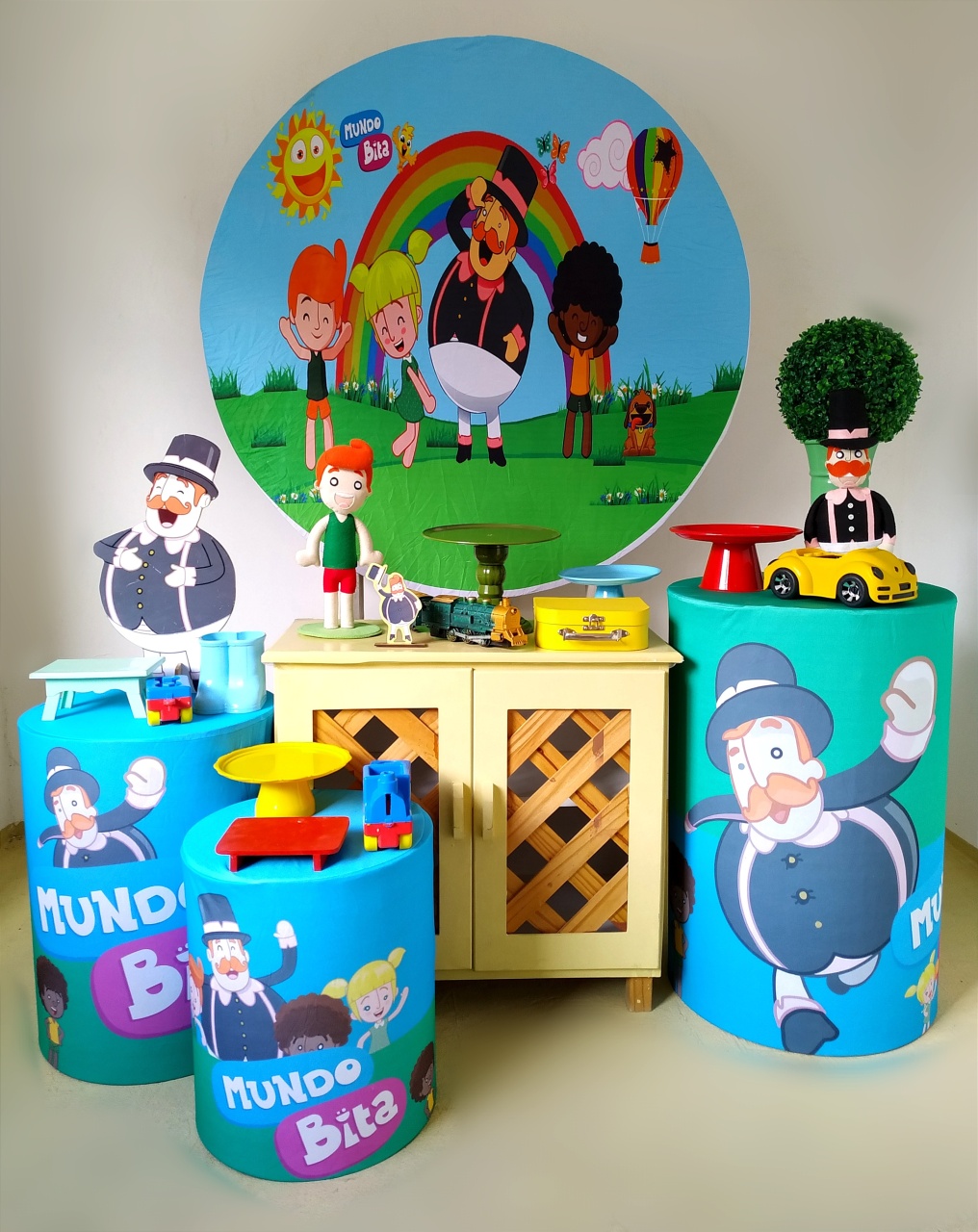 Mundo Bita - Kit Ouro 2 - Beca Decorações
