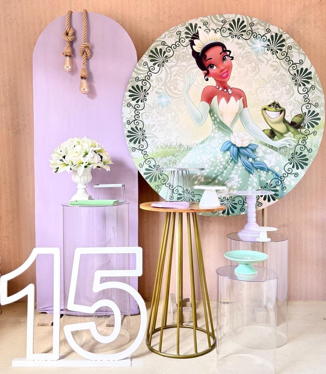 Princesa Tiana 15 Anos ( Composição)  - Beca Decorações