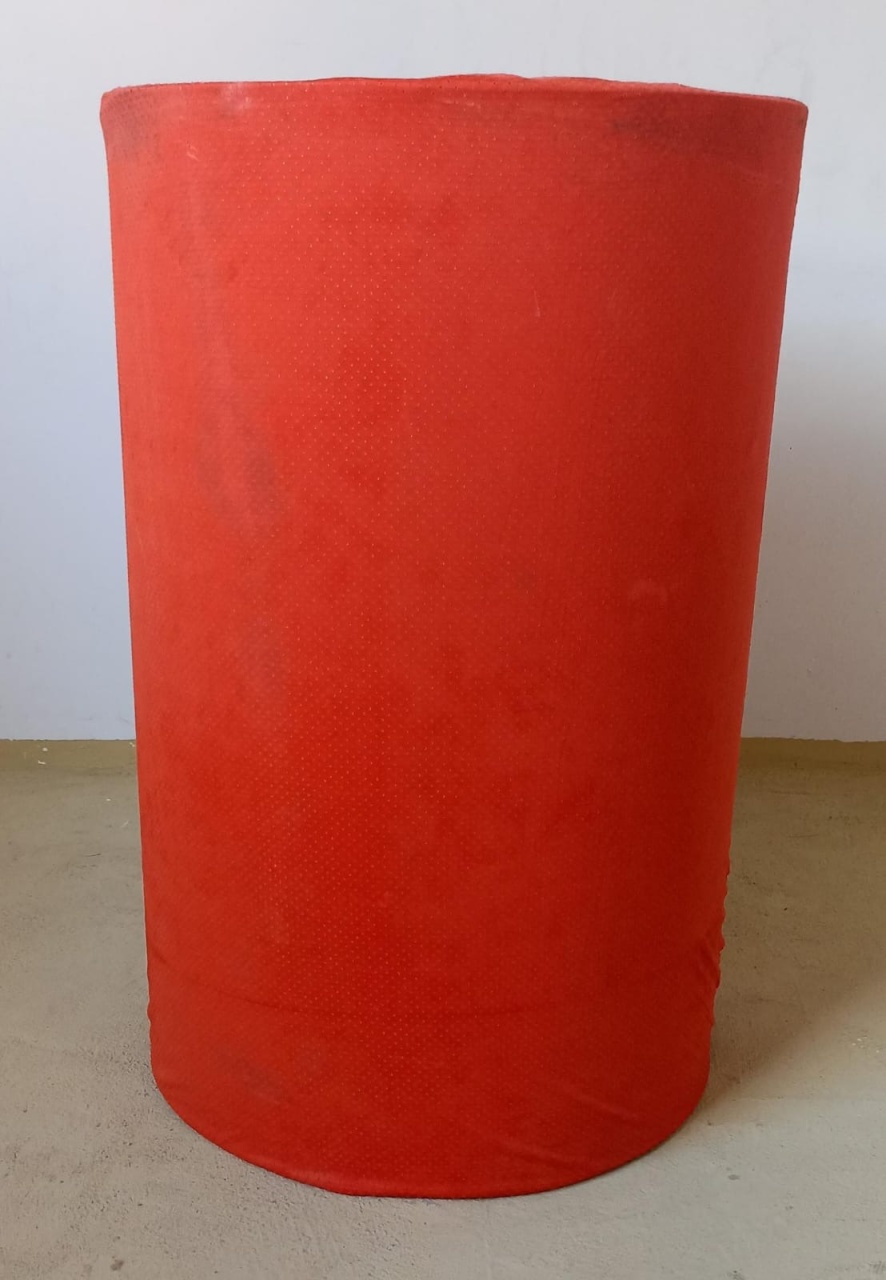 Capa de Cilindro Laranja M (Locação) - Beca Decorações