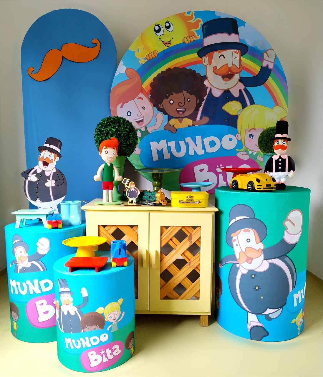 Mundo Bita - Kit Diamante 2 - Beca Decorações