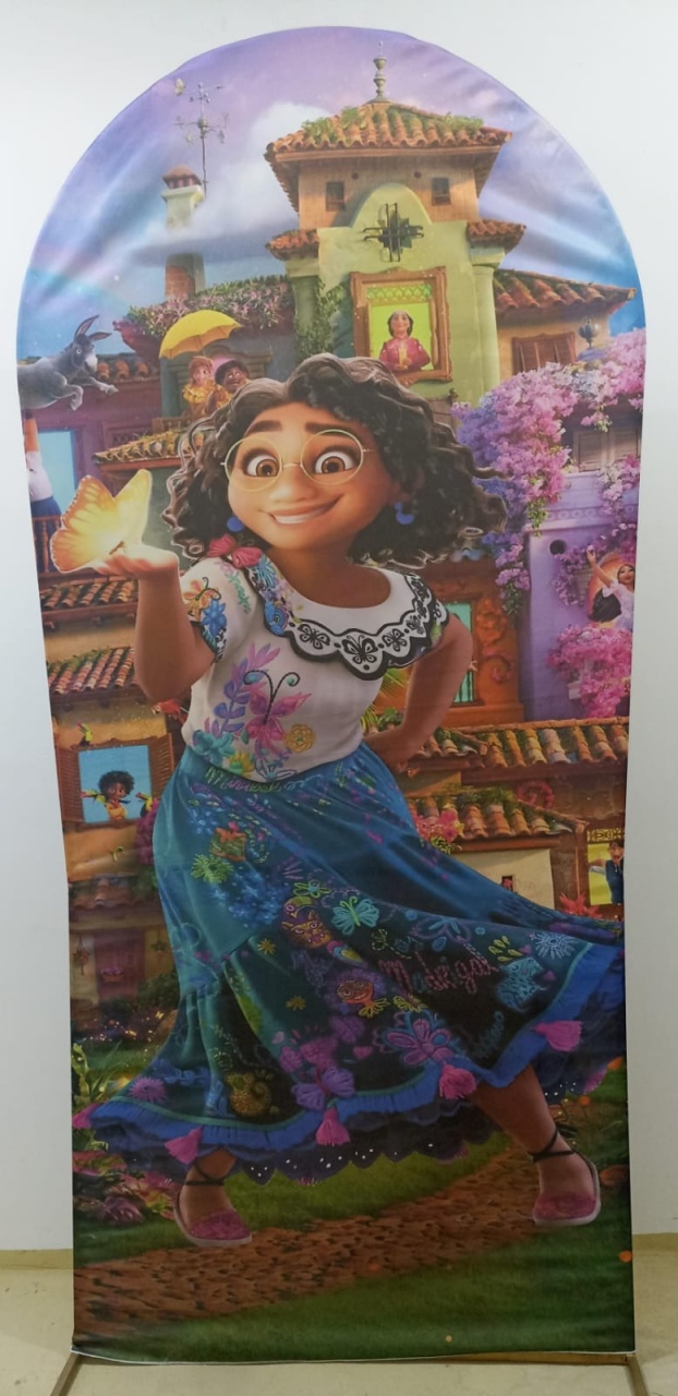 Painel Lateral Encanto (Locação) - Beca Decorações