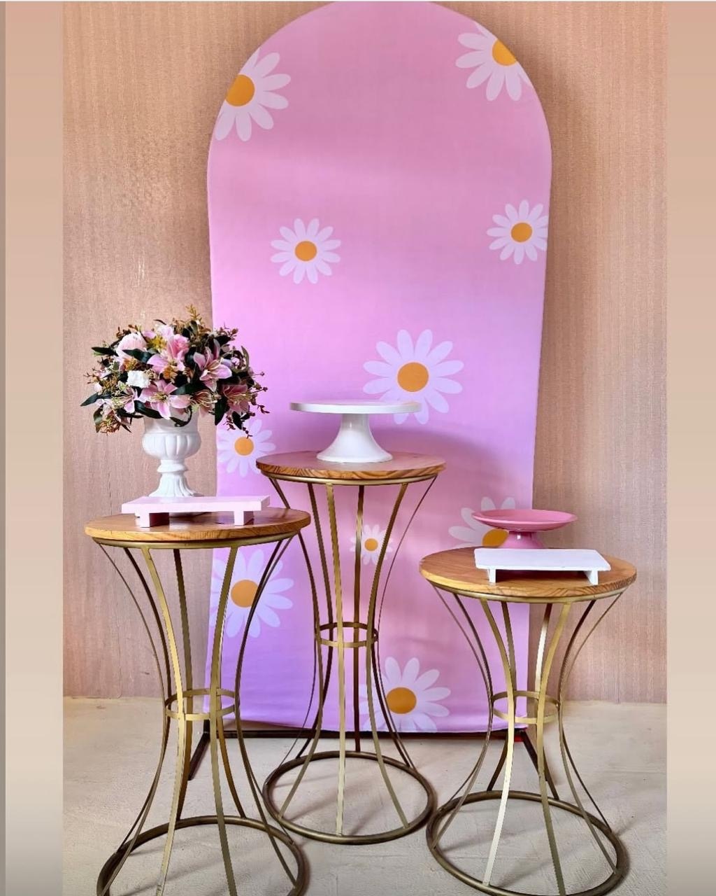 Margaridas- Painel Romano   - Beca Decorações