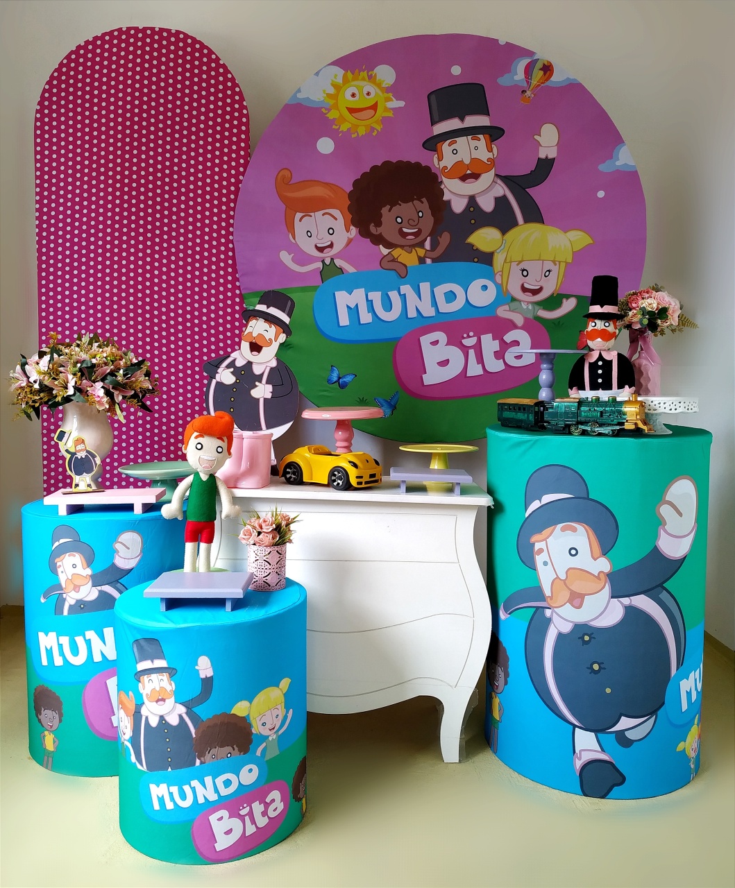 Mundo Bita Rosa - Kit Diamante - Beca Decorações