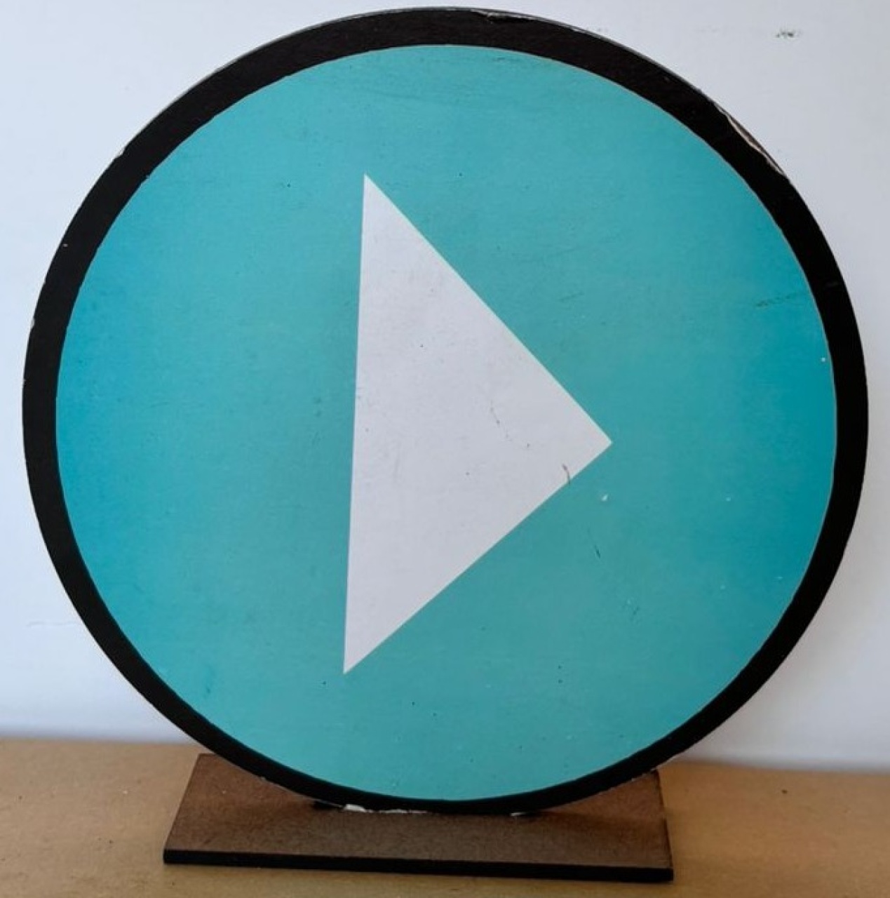 Display de Mesa Tik Tok Azul (Locação) - Beca Decorações