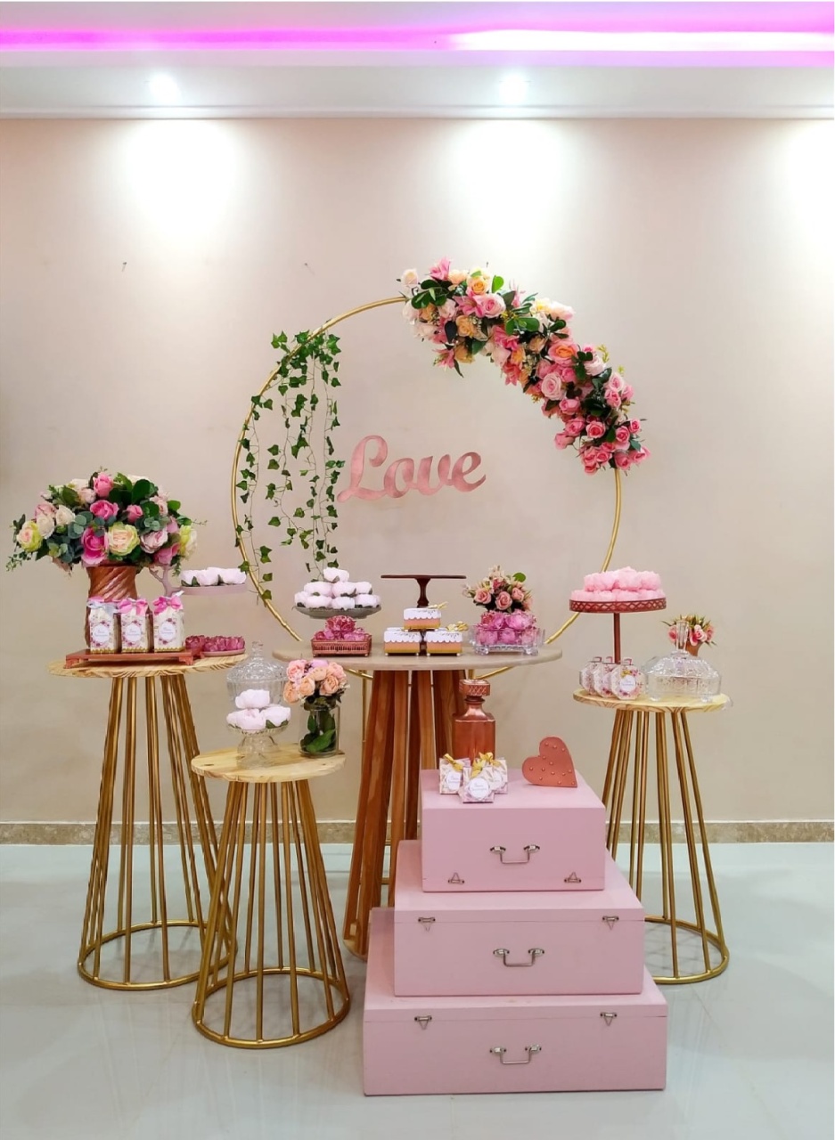 Casamento Rosê - Mesas Cones  - Beca Decorações