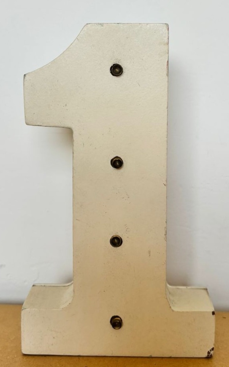 Números de Mesa (P) (Locação) - Beca Decorações
