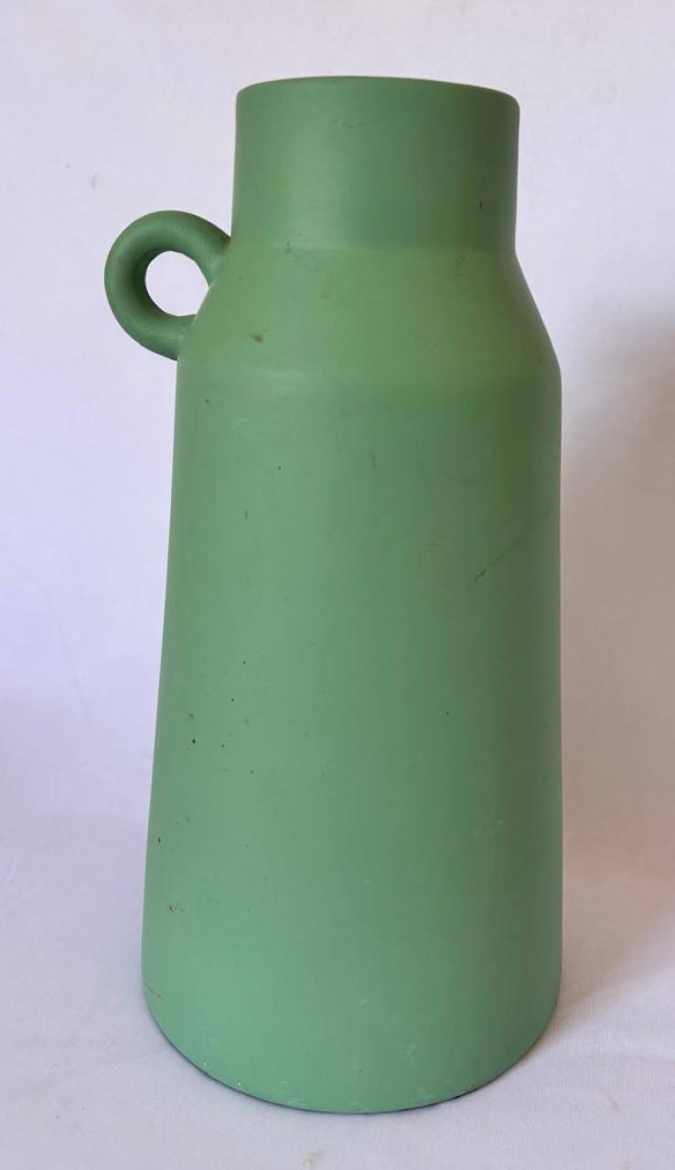 Vaso Verde Fosco (Locação) - Beca Decorações