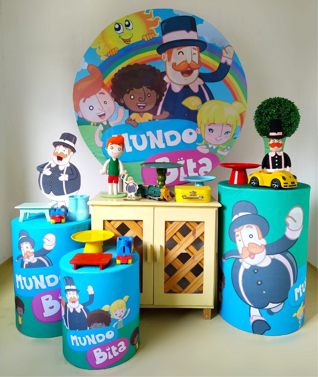 Mundo Bita - Kit Ouro 1 - Beca Decorações